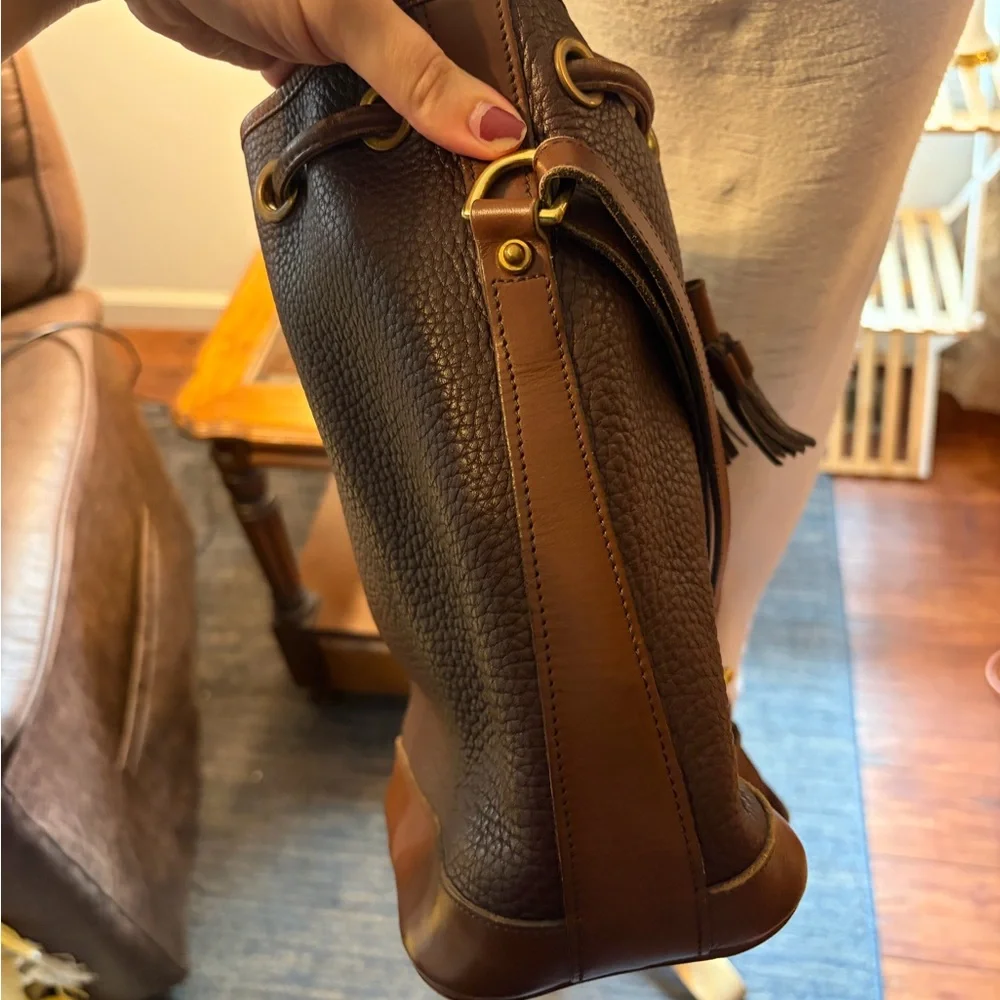 Vintage Dooney & Bourke Brown Pebbled Leather Bucket Bag